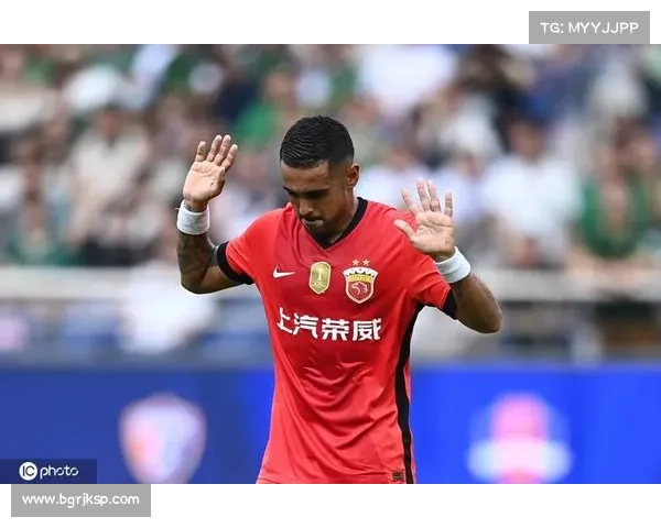 弗兰克 VAR 争议后读秒绝杀!坦言 以为时间耗尽,绿城 2-2 逼平双冠王 弗兰克 VAR 争议后读秒绝杀!坦言 以为时间耗尽,绿城 2-2 逼平双冠王
