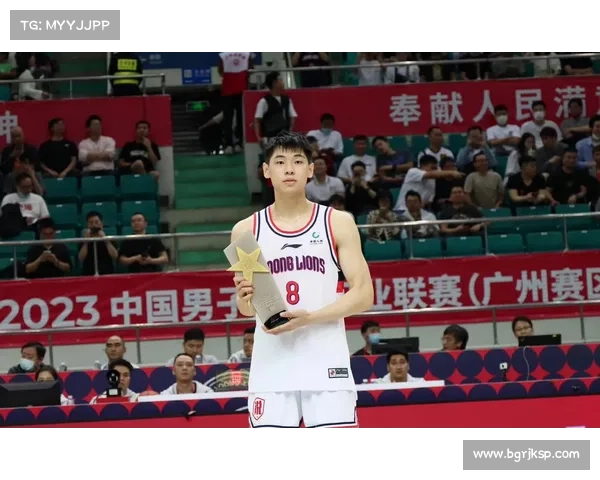 两大国手正值巅峰却遭无情抛弃 基本告别中国男篮的遗憾故事 两大国手正值巅峰却遭无情抛弃 基本告别中国男篮的遗憾故事